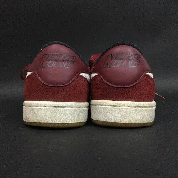 Nike SB FC Classic - Men's Sz 9 -Herren Schuhe Laufen- Low Burgundy - 909096-610