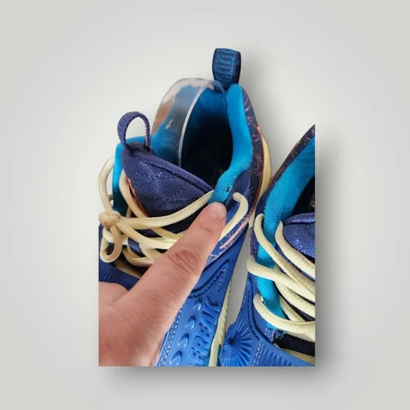 NIKE Shoes ZOOM FREAK 3 NRG Mens Size 10 Blue VALENTINES DAY Sneaker eur 44