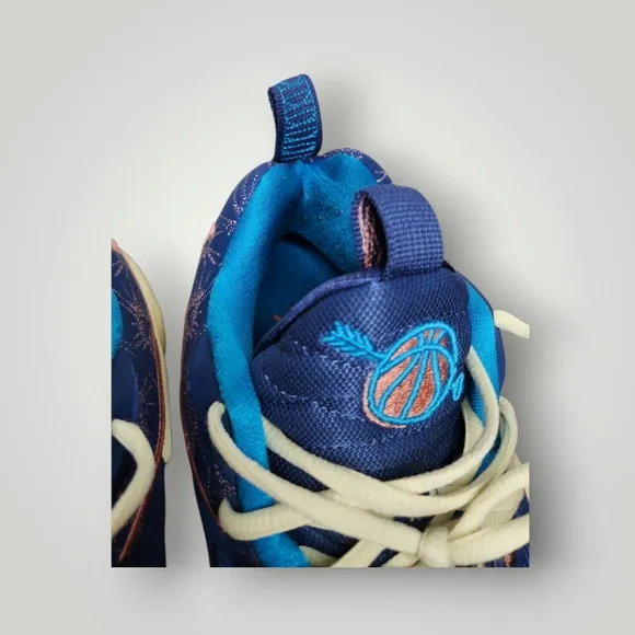 NIKE Shoes ZOOM FREAK 3 NRG Mens Size 10 Blue VALENTINES DAY Sneaker eur 44