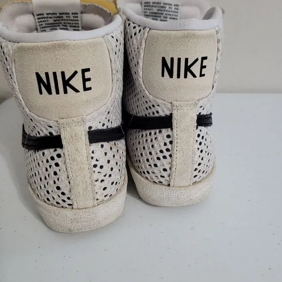 Nike size 5.5Y womens size 7sneakers hi-top mesh suede lace youth athletic