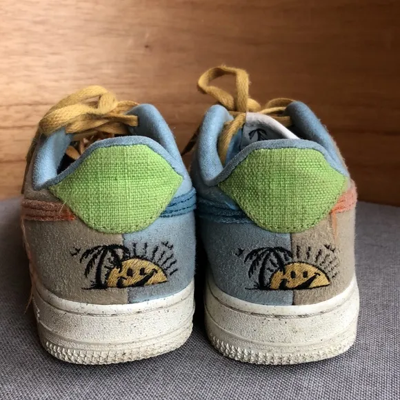 Nike Sun Club Kids Sneakers 2Y