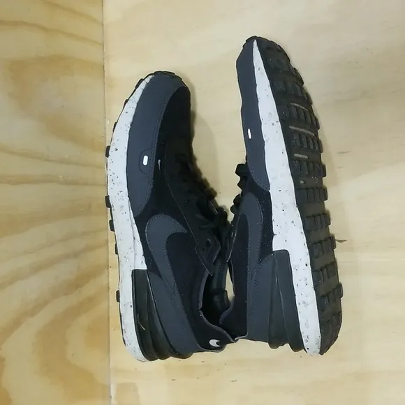 Nike Waffle One Crater ‘Black Anthracite’ Mens size 10