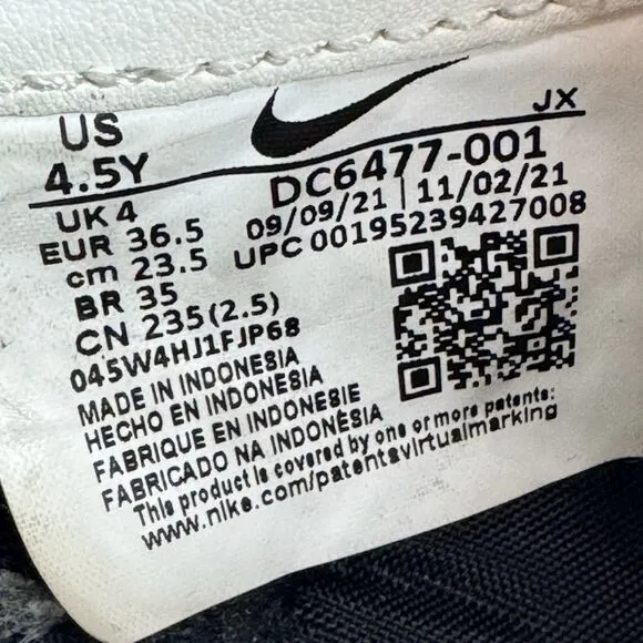 Nike Waffle Trainer 2 Shoes Boys Size 4.5Y Black Casual Running Sneakers