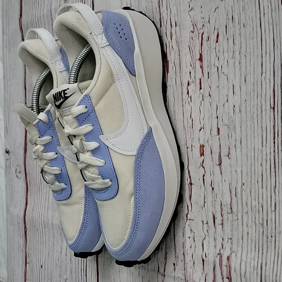Nike White and Light Blue Sneakers Waffle Sneakers NWOT Women's Size 7.5