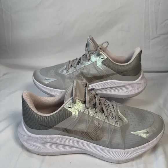 Nike Winflo 8 Premium Women 11 Running Shoe Performance Casual Breathable