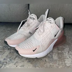 Nike Women's Air Max 270 Pink Sneakers size 6.5