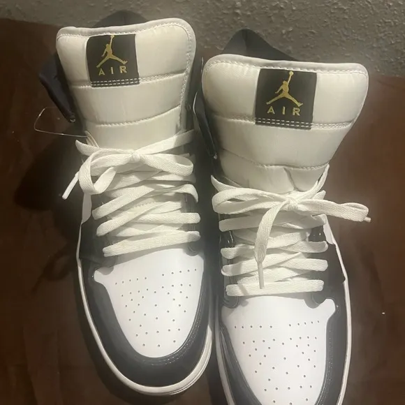 Nike Women's Black and Gold Sneakers Retro 1 Mid Patent Black SE