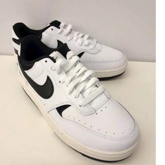 Nike Women's Gamma Force Sneaker - Size 8 - NWOT