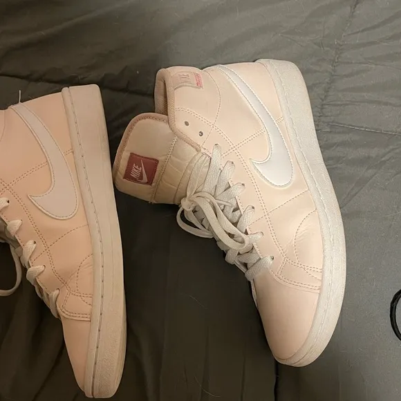 Nike Women's Pink High-Top Sneakers