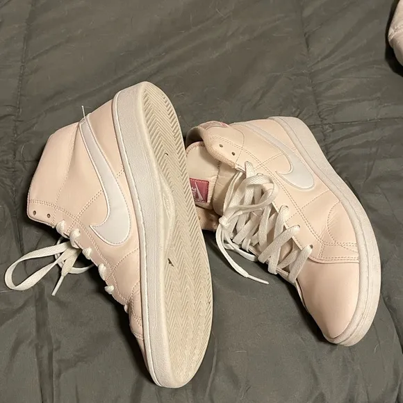 Nike Women's Pink High-Top Sneakers
