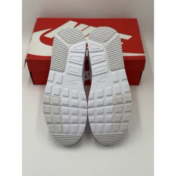 Nike Air Max SC Women's White CW4554-101 Athletic Sneaker Shoes Size 10 READ