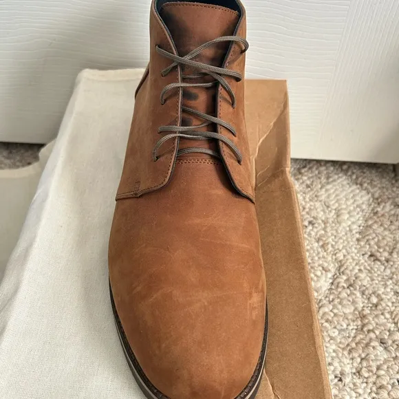 Nisolo Brown Chukka Boots Suede Leather Lace-Up