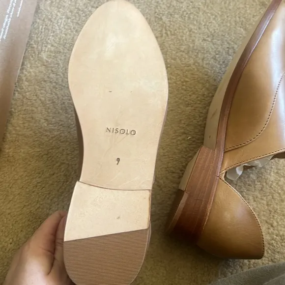 Nisolo Classic Oxford in Almond