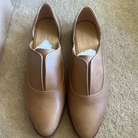 Nisolo Classic Oxford in Almond
