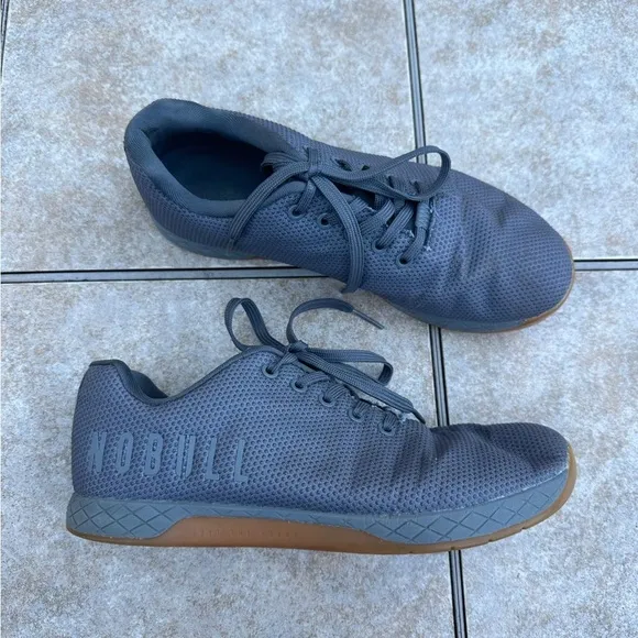 NOBULL Outwork dark grey gum shoes size 9.5