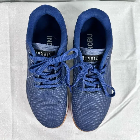 NOBULL outwork trainers sneakers weight training shoes gum bottom casual workout