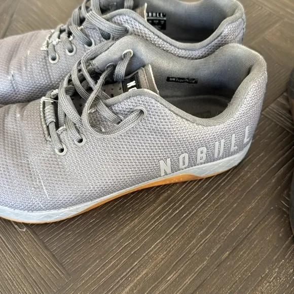 Nobull trainers, workout shoes, weightlifting, black, grey, traction, gym shoes