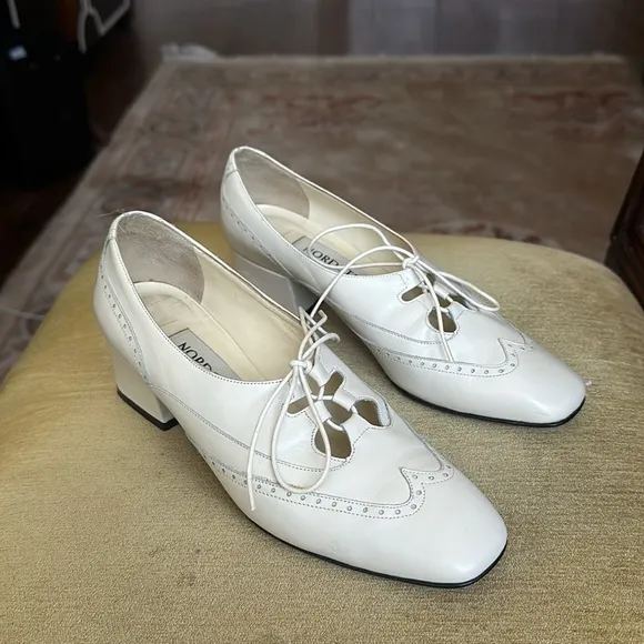 Nordstrom White Leather Block Heel Lace-up Brogue Dress Shoes Size 5
