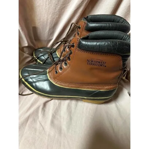Northwest Territory Boots Size 13