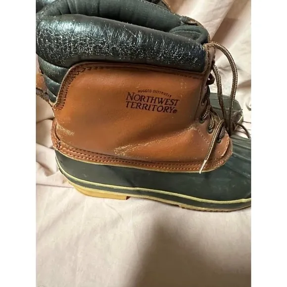 Northwest Territory Boots Size 13