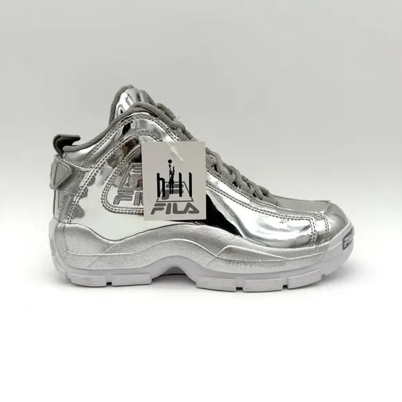 NWOB New Fila Grant Hill 2 Metallic Silver Men's 9 Women's 7 1/2 Shoes Sneakers