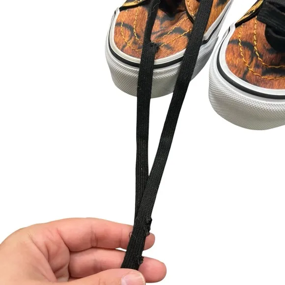 NWOB VANS SK8 Hi Tiger WMN/YOUTH 1” Rubber Sole Animal Print Women size 5.