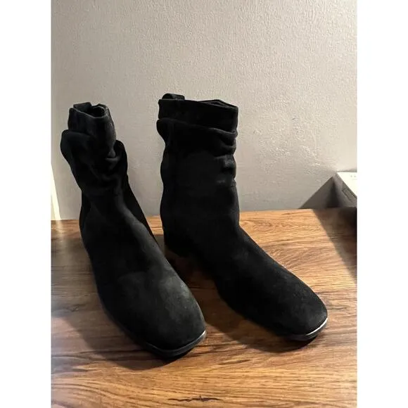NWOB WOMEN'S AQUATALIA LEODIE Suede Weatherproof Booties/Boots BLACK US 7 M