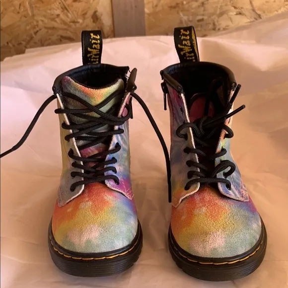 NWOT Dr. Martens 1460 Tie-Dye Lace Up Boots Size 9