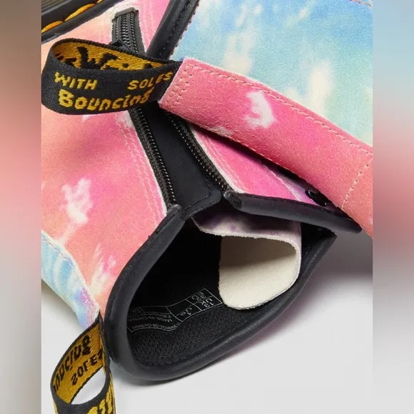 NWOT Dr. Martens 1460 Tie-Dye Lace Up Boots Size 9