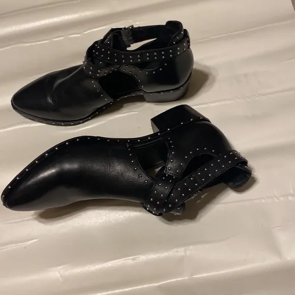 NWOT MANFIELD black leather decor boots size EUR 38 US 7