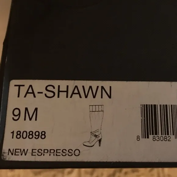 NWOT TAHARI Shawn suede/snakeskin espresso high boots- size 9- NWOT
