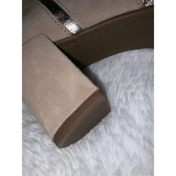 NWOT Taryn Rose Taupe Silky Suede Knee High Boots 7.5