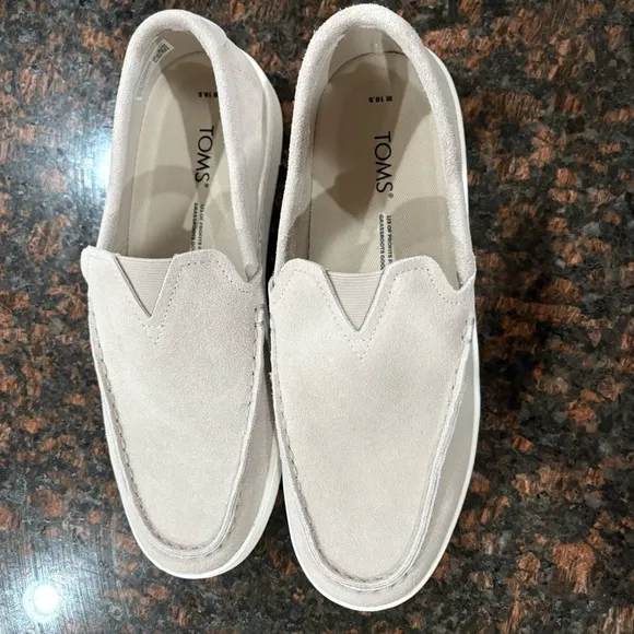 NWOT TOMS Mens Trvl Lite Slip On Casual Loafer Shoes Pebble Gray Size 10.5