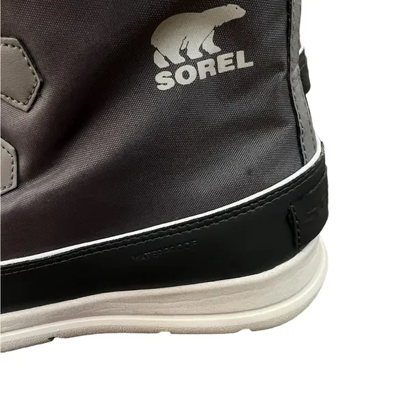 NWOT Women’s Sorel Explorer Carnival Gray Boots – Sz 9.5