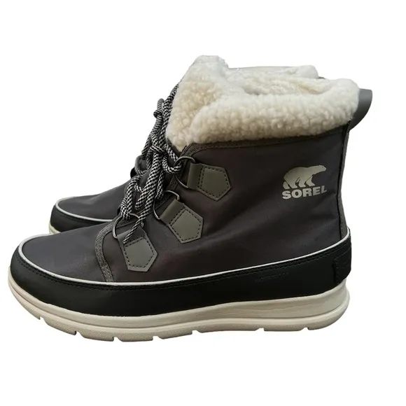 NWOT Women’s Sorel Explorer Carnival Gray Boots – Sz 9.5