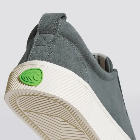 *NWT* Cariuma Suede Charcoal Grey Sneakers