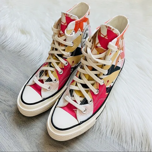 NWT Converse Chuck 70 Hi Women’s Shoes