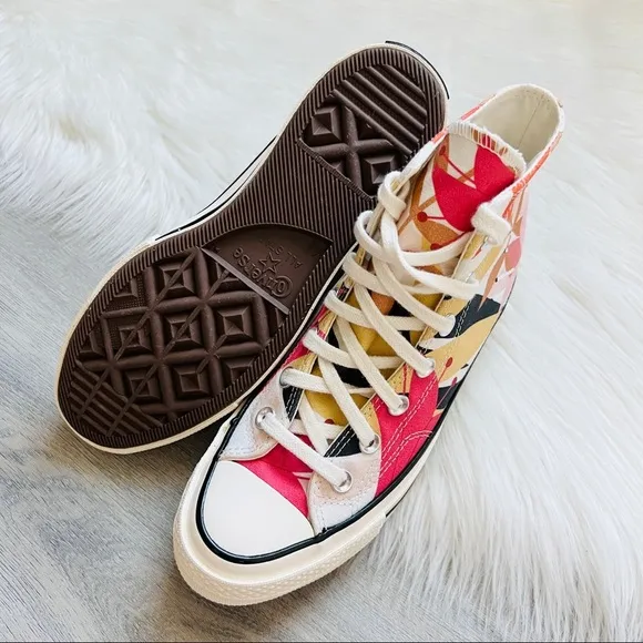NWT Converse Chuck 70 Hi Women’s Shoes