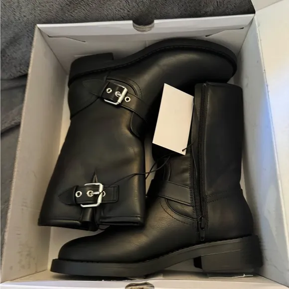 NWT Dolce Vita Black Leather Buckle Boots