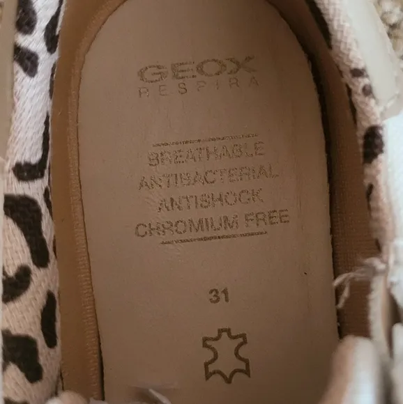 ♥️NWT♥️ GEOX GIRLS SNEAKERS