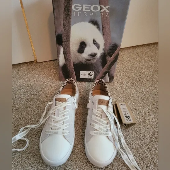 ♥️NWT♥️ GEOX GIRLS SNEAKERS