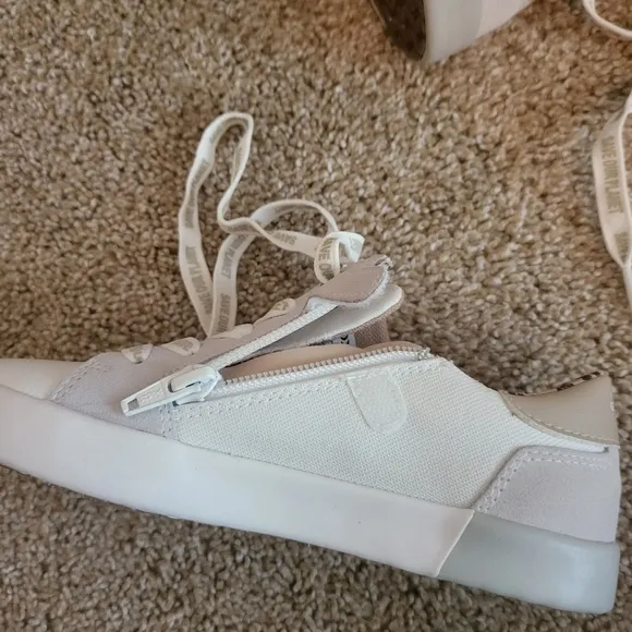 ♥️NWT♥️ GEOX GIRLS SNEAKERS