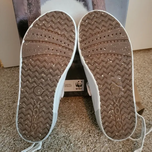 ♥️NWT♥️ GEOX GIRLS SNEAKERS