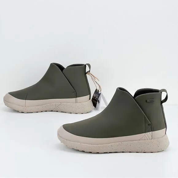 NWT Kastel Røros mud waterproof green rainboots Size 6