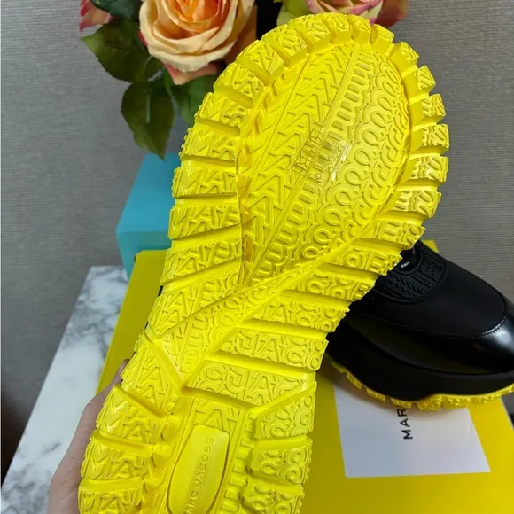 NWT Marc Jacobs Black &amp; Yellow The Lazy Runner Sneakers - EU Size 38 = US 8