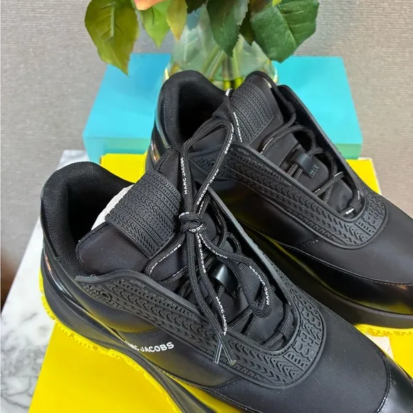 NWT Marc Jacobs Black &amp; Yellow The Lazy Runner Sneakers - EU Size 38 = US 8