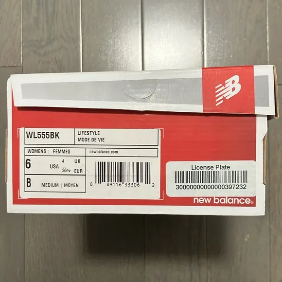 NWT New Balance Flip Duo Sneakers Size 6
