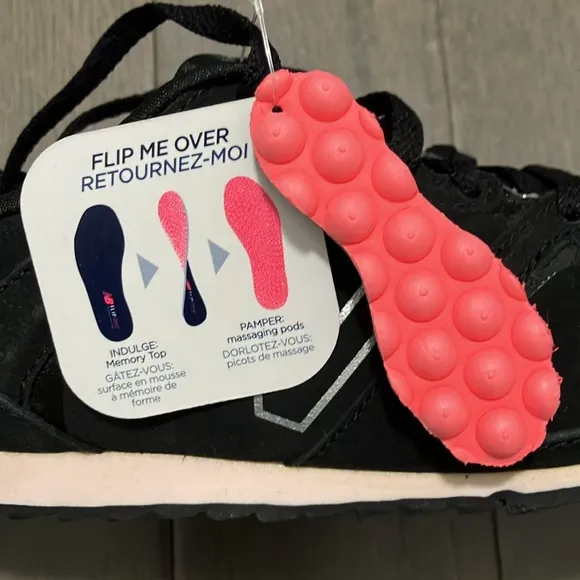 NWT New Balance Flip Duo Sneakers Size 6