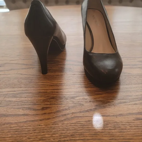 NWT Nine West Ashdown Black Genuine Leather Platform Round Toe Heels Shoes