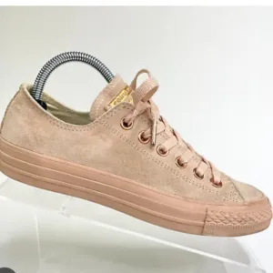 NWT no box pink &amp; rose gold suede converses sneakers size 6.5